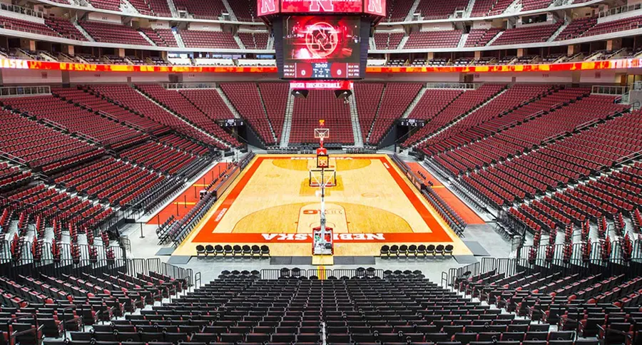 pinnacle bank arena